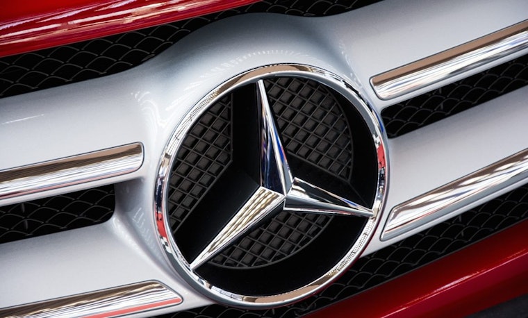 Mercedes Benz Logo